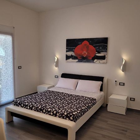 Sp Rooms Ізола-делле-Фемміне Екстер'єр фото