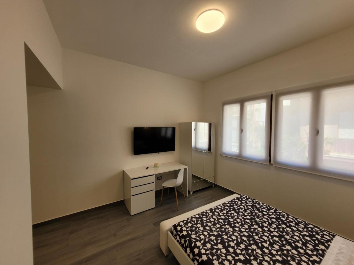 Sp Rooms Ізола-делле-Фемміне Екстер'єр фото