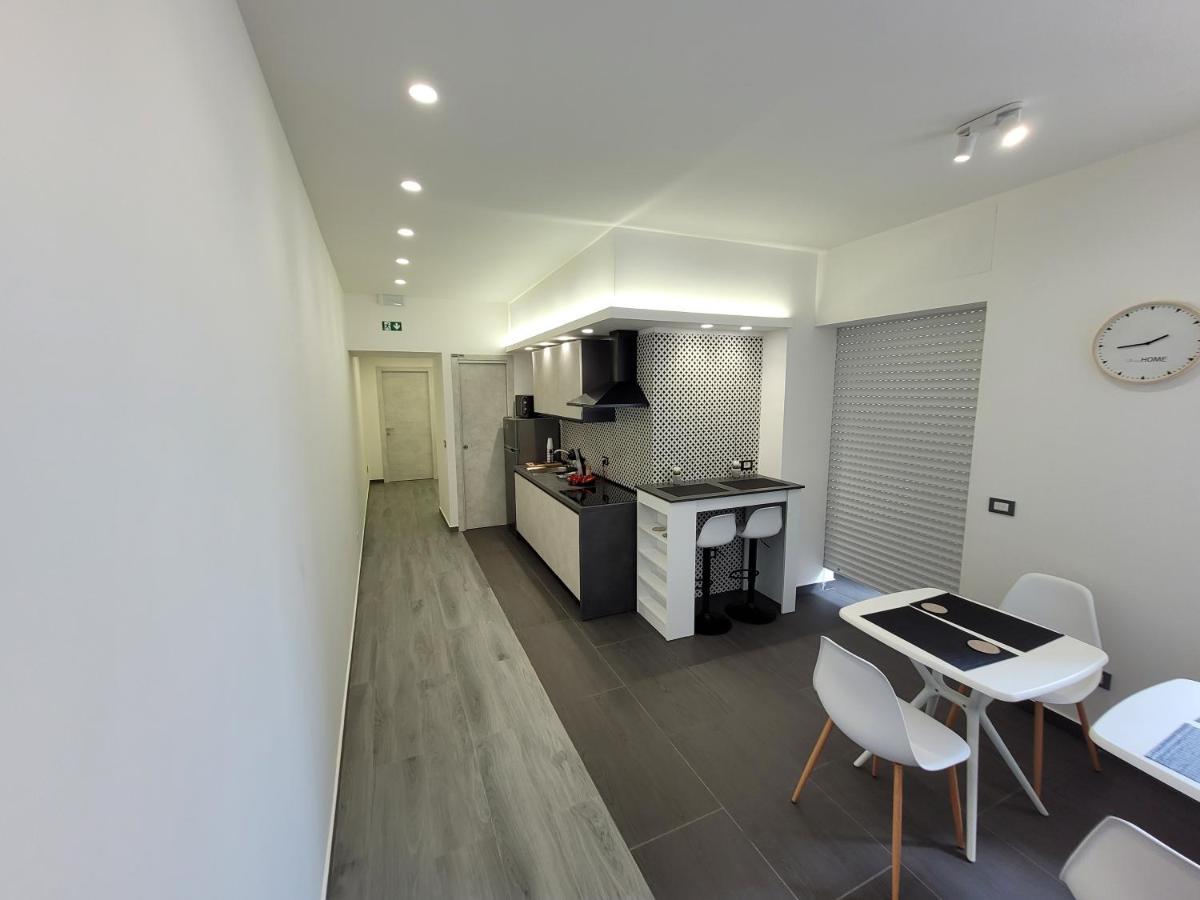 Sp Rooms Ізола-делле-Фемміне Екстер'єр фото