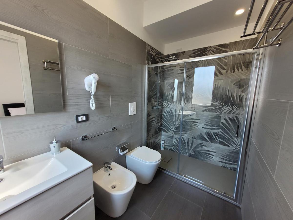 Sp Rooms Ізола-делле-Фемміне Екстер'єр фото
