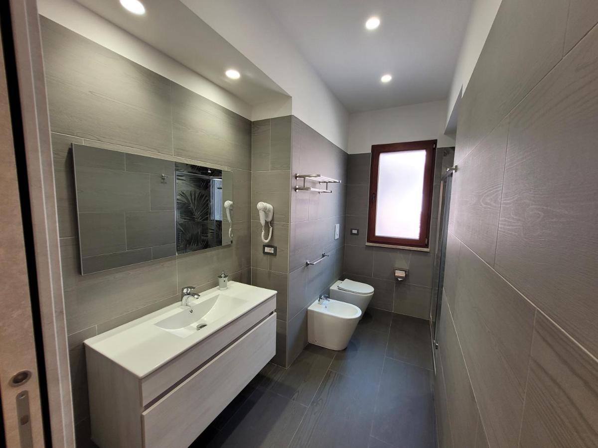 Sp Rooms Ізола-делле-Фемміне Екстер'єр фото